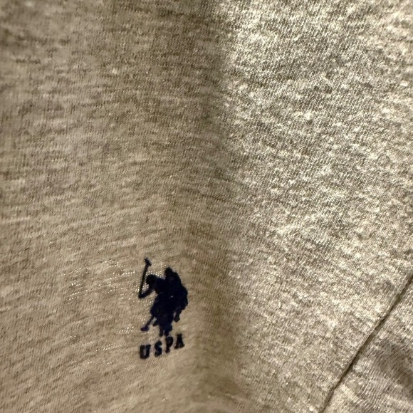 US Polo Assn Mens V-Neck T-Shirt Gray Casual Short Sleeve Tee - Picture 2 of 4